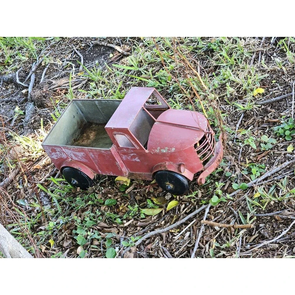 Little Red Farm Truck Rustic Country Chic Metal Garden Planter Pot 15